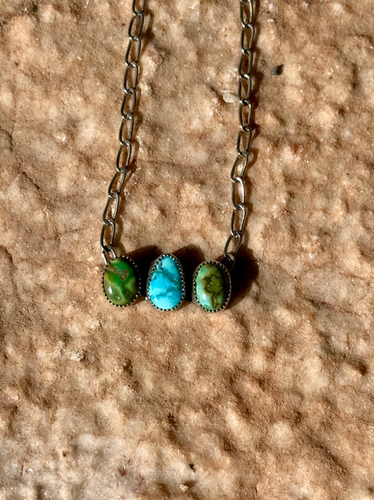 3 Stone Sonoran Gold Necklace