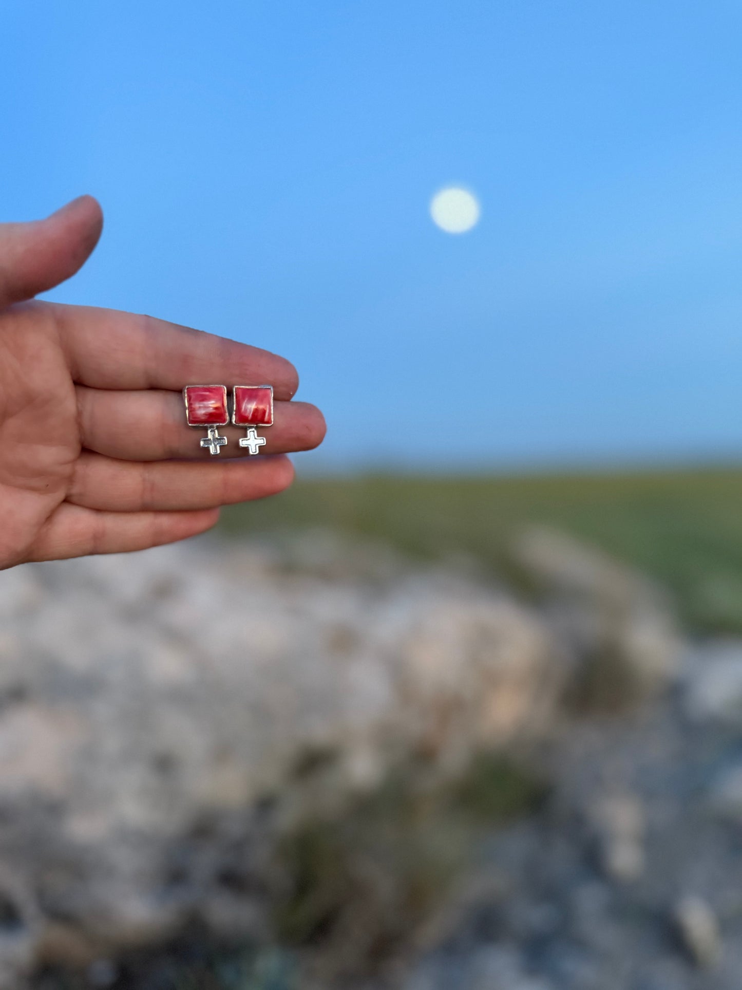 Spiny Oyster Stud Earrings